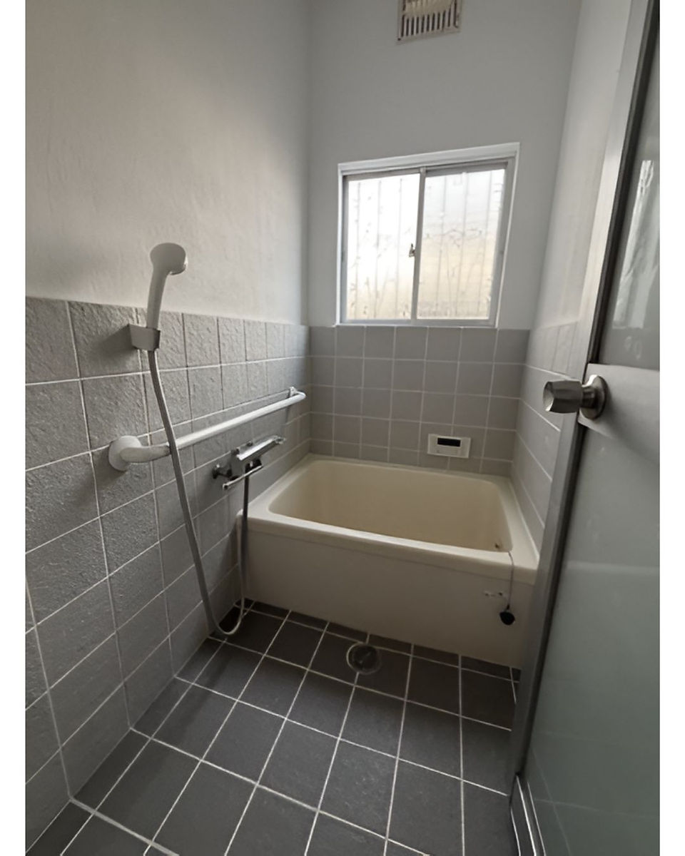 3DK House in Sakai City, Osaka bathroom