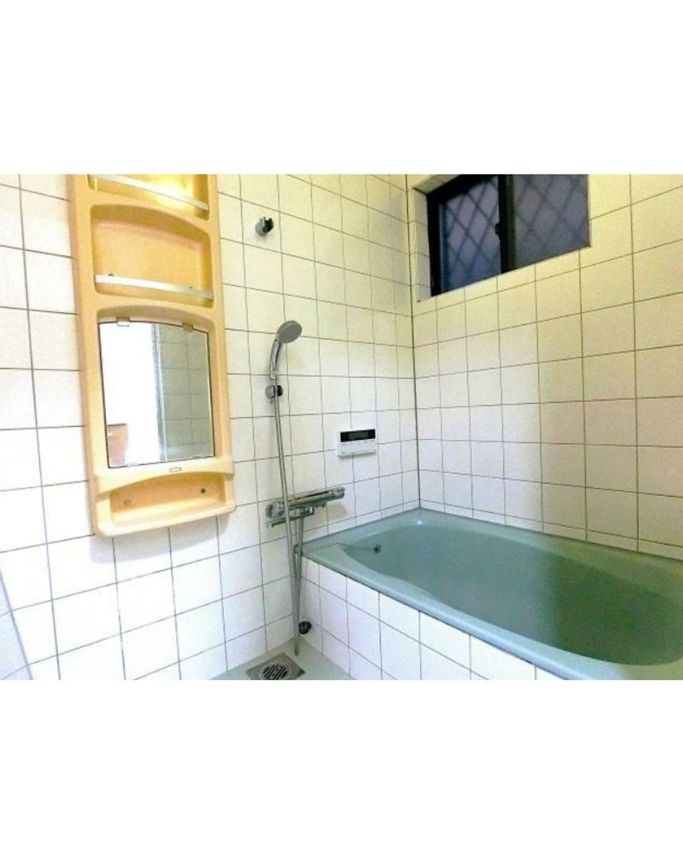 2LDK House in Higashiosaka City, Osaka bathroom