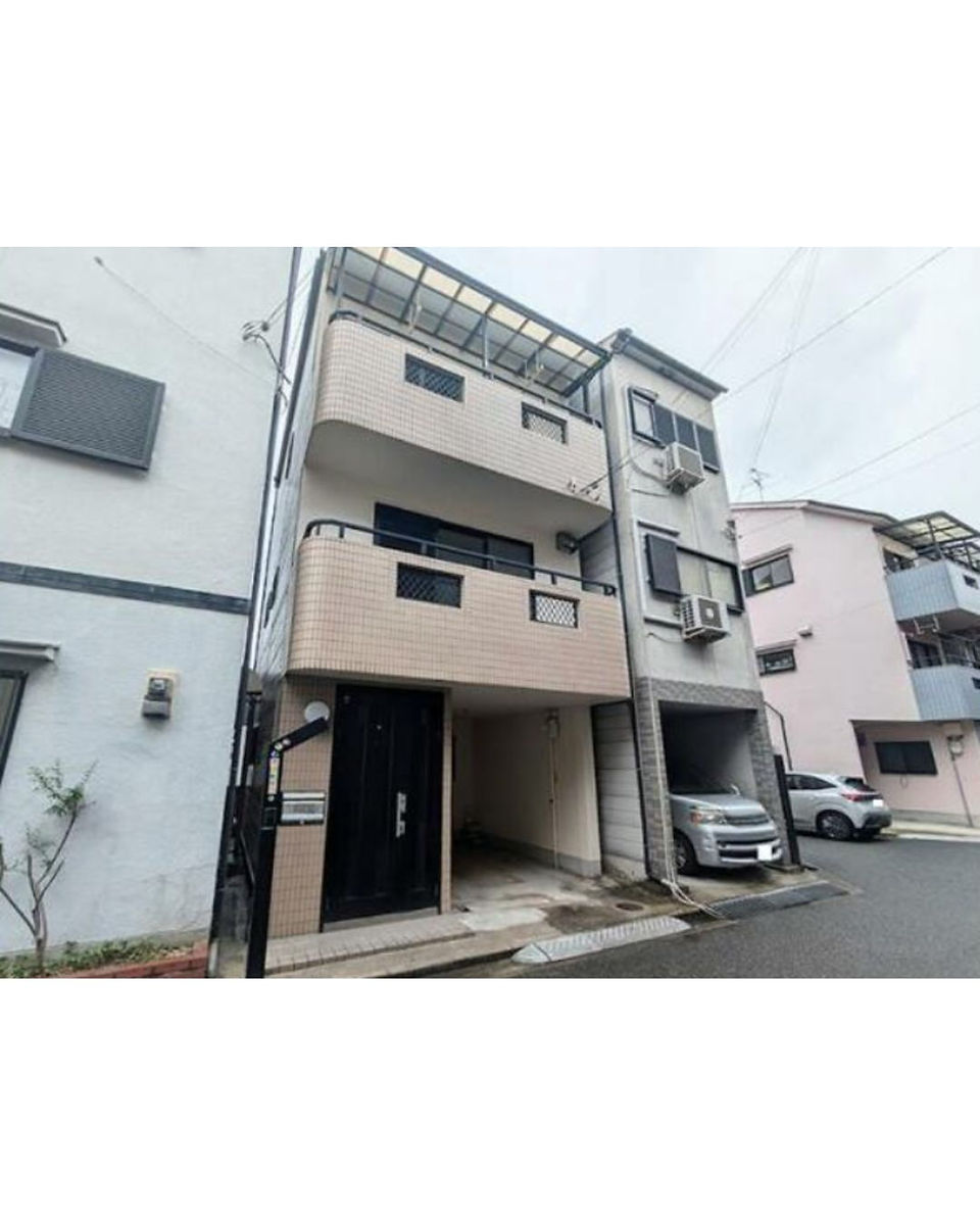 3LDK House in Higashiosaka City, Osaka