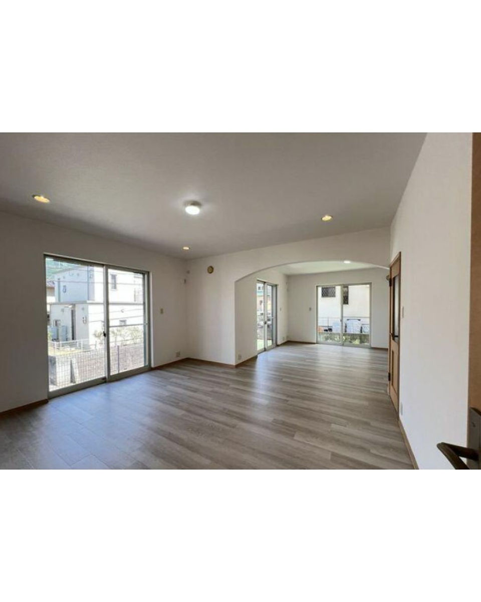4LDK House in Minamikawachi District, Osaka living room