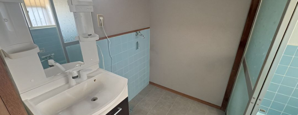 4LDK House in Hannan City, Osaka washroom