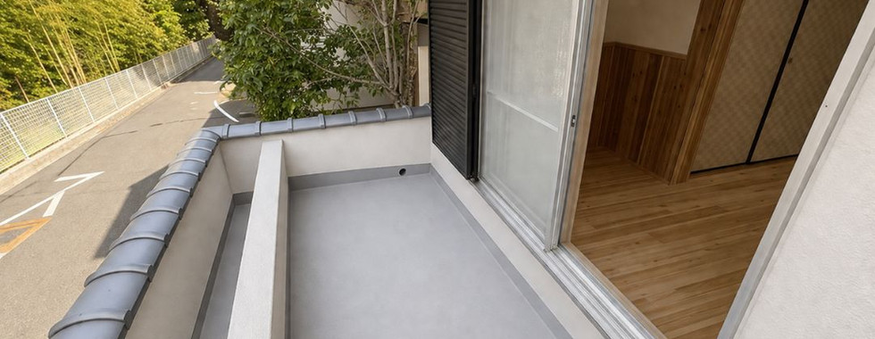 3LDK House in Habikino City, Osaka balcony
