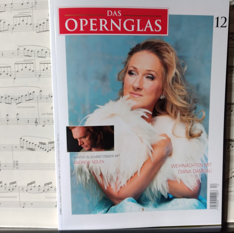 Interview mit Bass Andrew Nolen und Opernrezensionen in "Das Opernglas" 12/2022