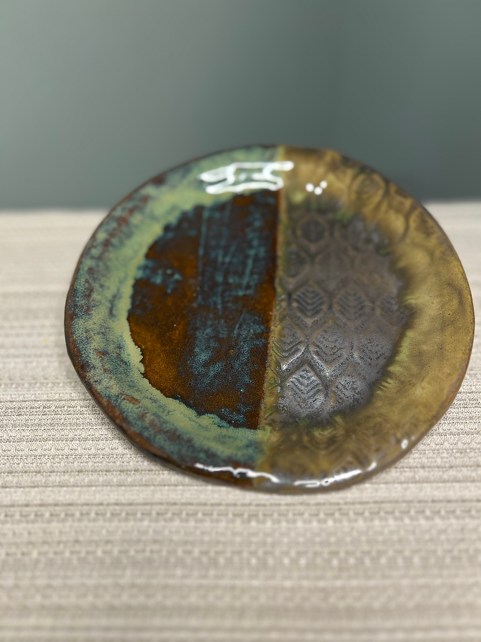 Thumbnail: Woodland Path Ceramic Round Plate – Leaf Imprint and Raw Clay Bottom