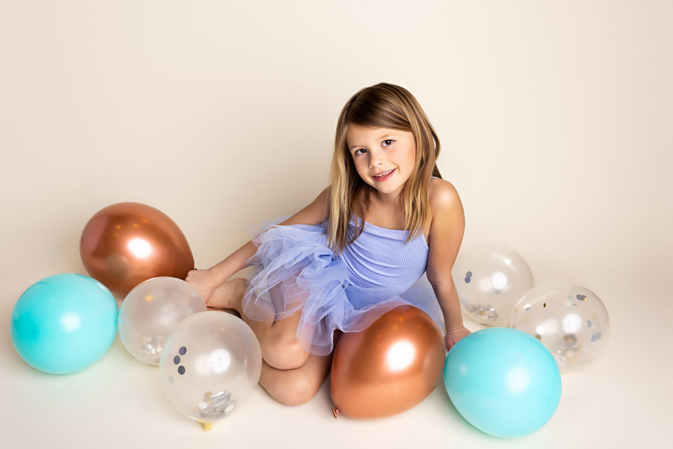 Omaha, Nebraska, child photographer,  milestone, photography, photographer, cake smash, first birthday photography