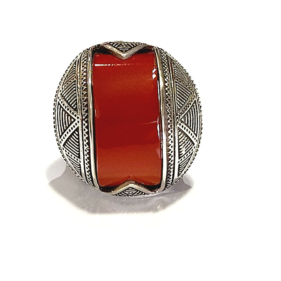 Miniatura: Grosse bague ronde en cornaline et argent 925‰/vue de face