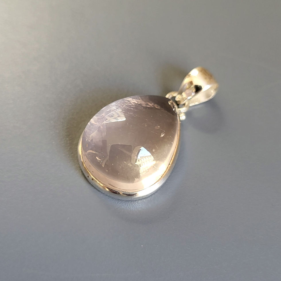 Thumbnail: Pendentif quartz rose et argent 925‰