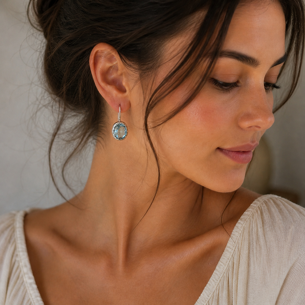 Thumbnail: Boucles d'oreilles "Pure" en topaze bleue et argent 925‰