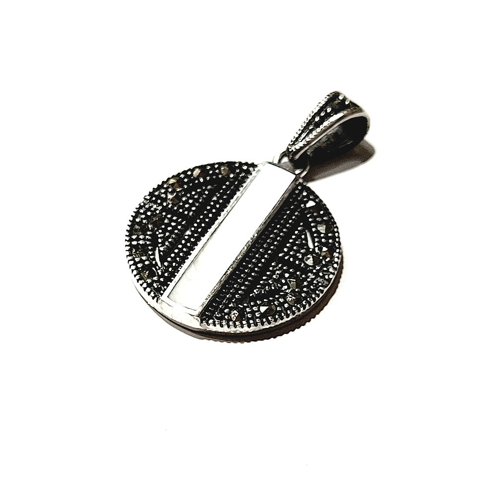 Miniatura: Pendentif rond marcassite et nacre sur argent 925‰
