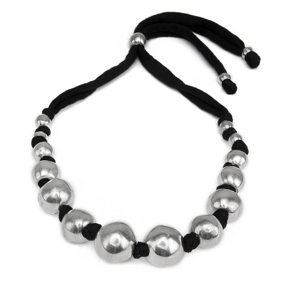 Collier boules en Aluminium 100% recyclé/vestopazzo/vue de face