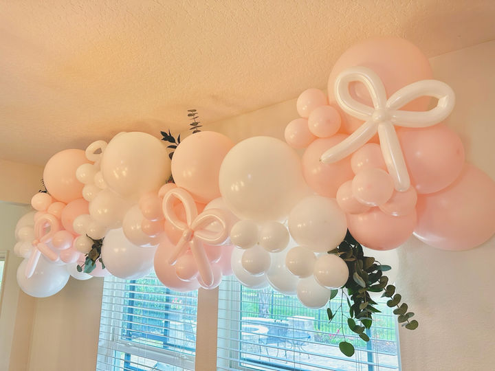 Planning Savy, Bachelorette Party Planning and Party Decor - Savannah Baby Shower Balloons Garland, Tybee Island Baby Shower Balloons Garland, Jacksonville Baby Shower Balloons Garland, St. Augustine Baby Shower Balloons Garland - Baby Shower Decorations, Pink bow balloons, coquette baby shower