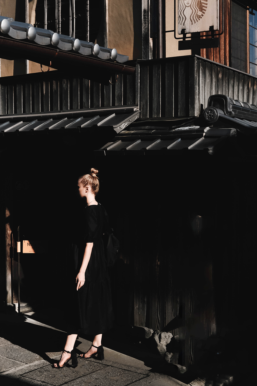 NEW.gif