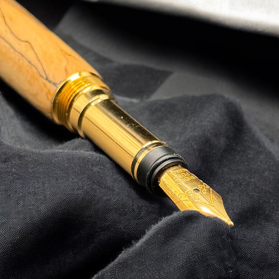 Thumbnail: 60   Classic Elete Fountain Pen, Gold Trim Pen, Signature Pen.