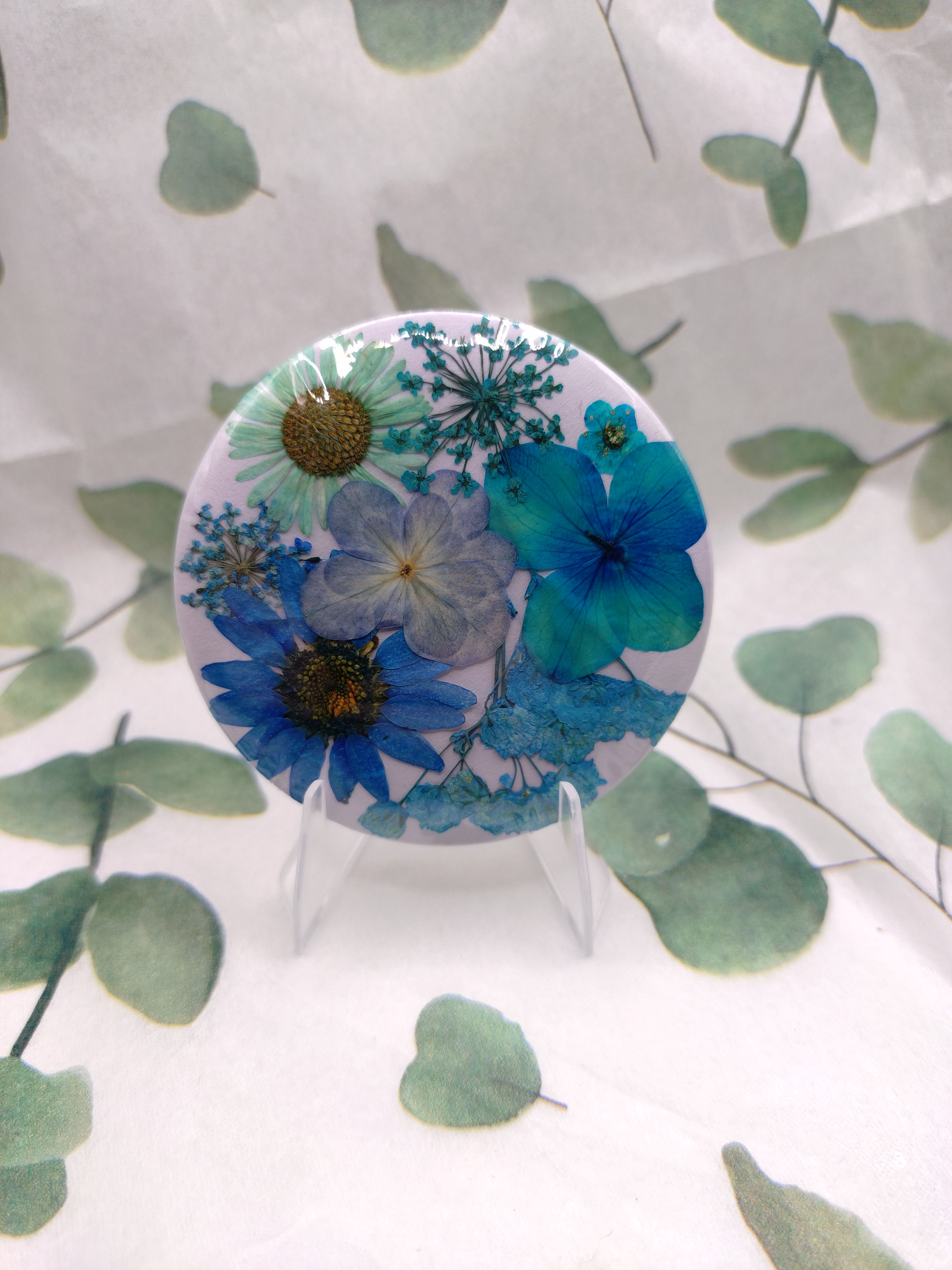 58mm Pressed Flower Brooch Badge