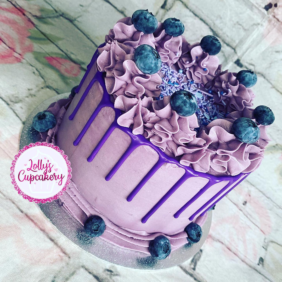 Blueberry drip cake