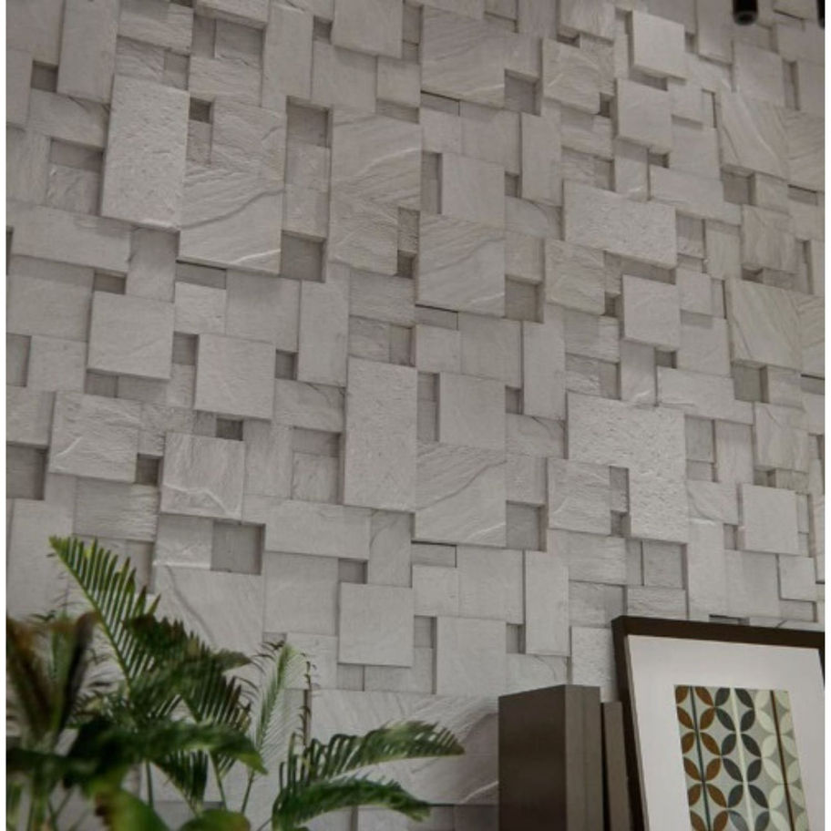 Revestimento de parede para sala que imita Pedra São Tomé, aplicado em ambiente interno com efeito decorativo moderno.