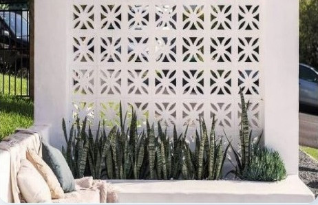 cobogó para muro em jardim criando divisão de ambientes externos