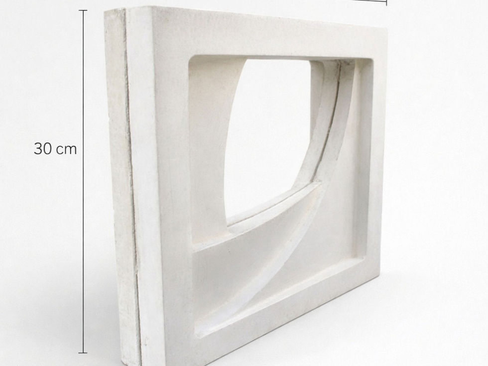 Cobogó de concreto modelo Dupla Face, peça vazada geométrica com design curvo interno, acabamento em concreto aparente