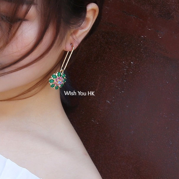 Thumbnail: 古典水晶花朵耳環