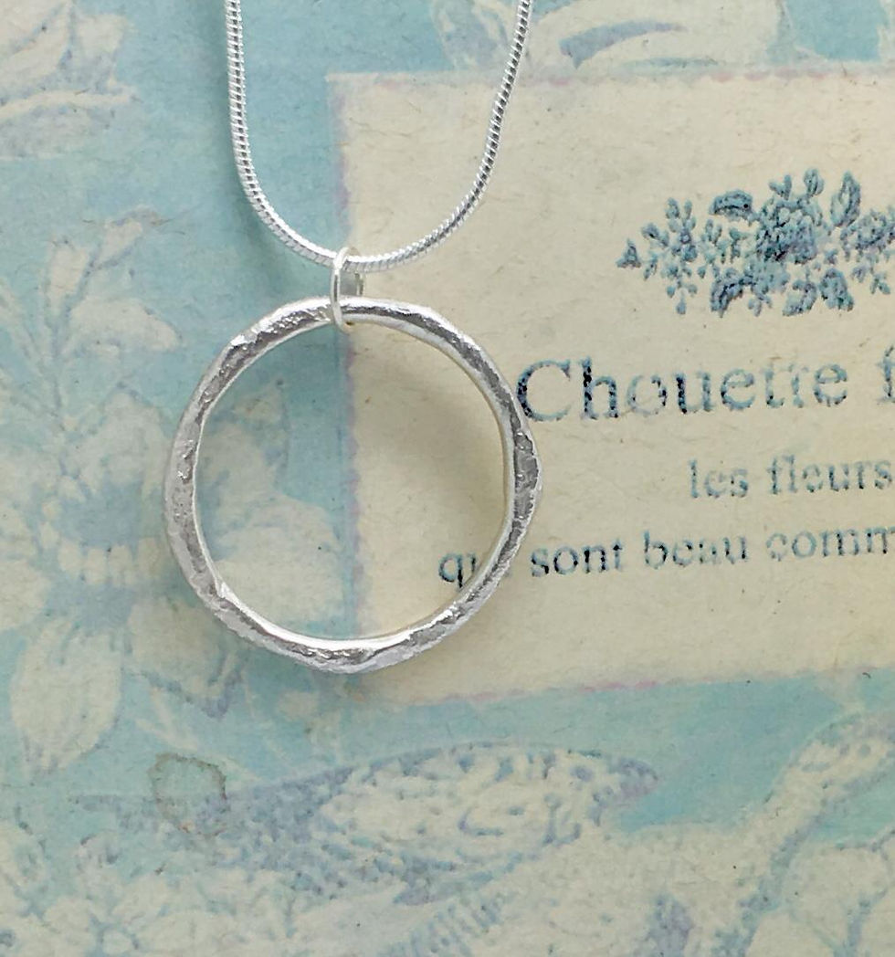 Rippled Ring Pendant (Small)