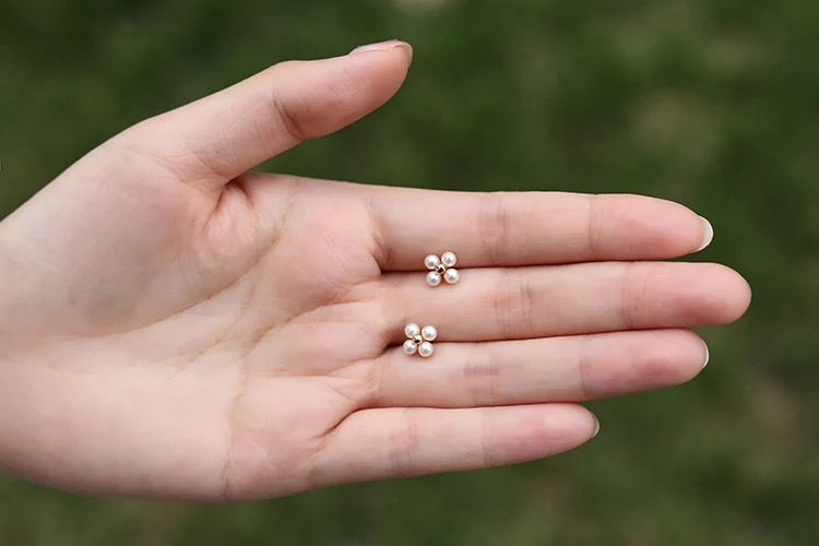 Thumbnail: Lucky Clover Fresh Water Pearl Earrings