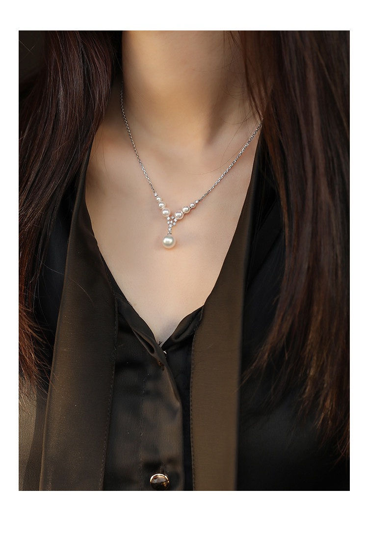 Thumbnail: [Glitter] Premium Akoya V-line Necklace