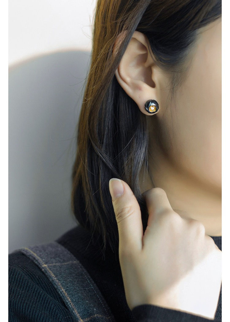 Thumbnail: Black Pearl Carved Rose Diamond Heart Earrings
