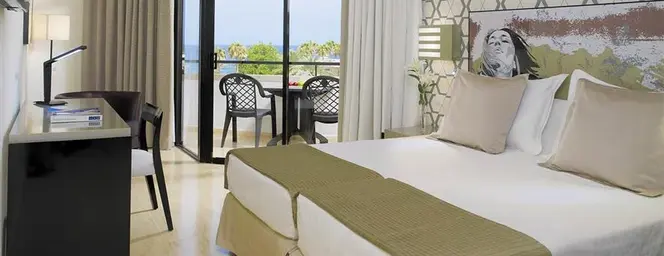 H10 Conquistador double room with sea view