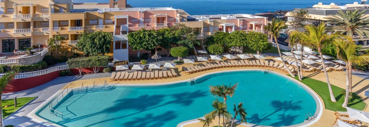 Allegro Isora pool