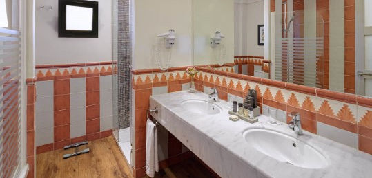 H10 Costa Adeje PAlac junior  suite privilege bathroom