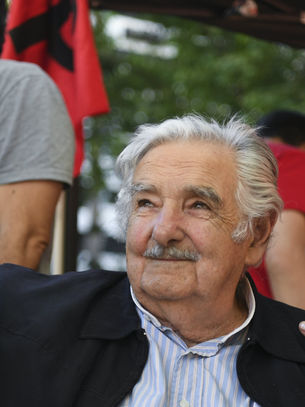 “Estou morrendo”, diz Pepe Mujica, ex-presidente do Uruguai ao revelar que câncer se espalhou