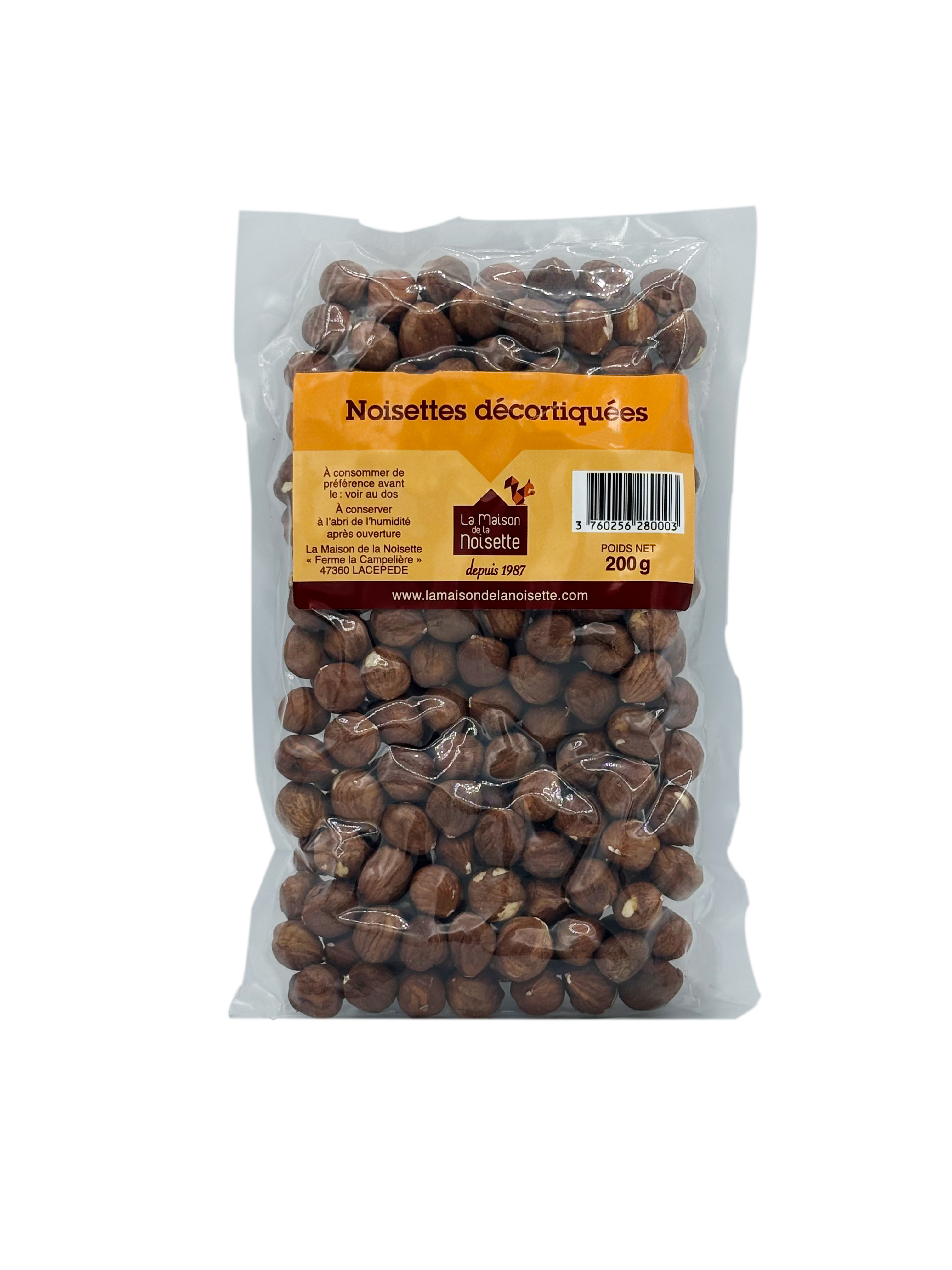 Noisettes entières décortiquées