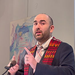 In a special New Year's day reflection, Rev. Julie Johnson Staples at Judson Memorial Church in Washington Square implored the community gathered to have courage to meet grief, to meet what we're avoiding, to be present in those tender and hard moments, even at the turn of the year. What are some spiritual habits that might help us, as Unitarian Universalists, meet - and learn from - the stories and emotions unexpected that come from this time of fogs and possibilities? Join us for deepening songs, a meditation practice for all ages, joys and sorrows, and reflection on spiritual practices.