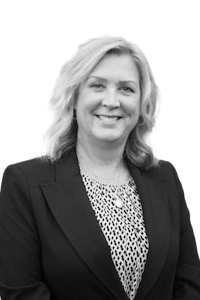 Susan-Svotelis-200x300-2.png