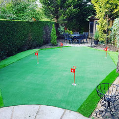 Putting Hole 2 .jpg