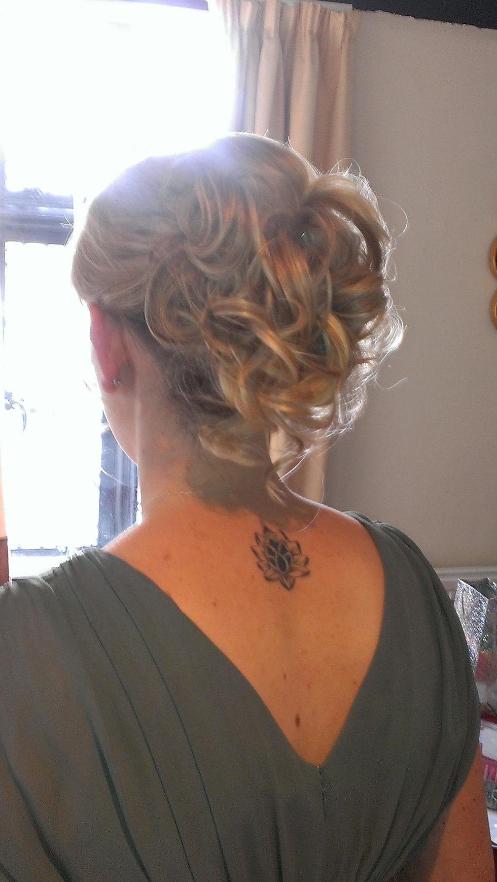 BRIDESMAID HAIR AT THE FALCON HOTEL