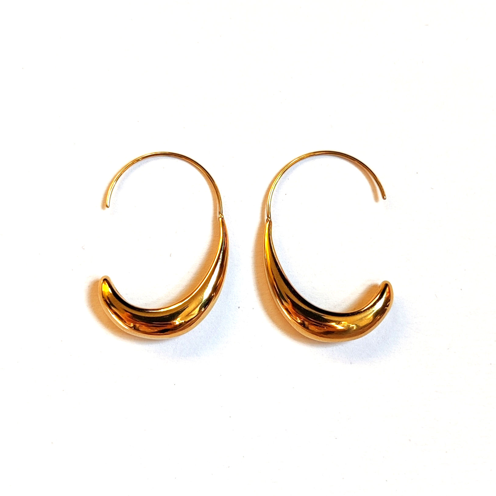 Curvy Drops
