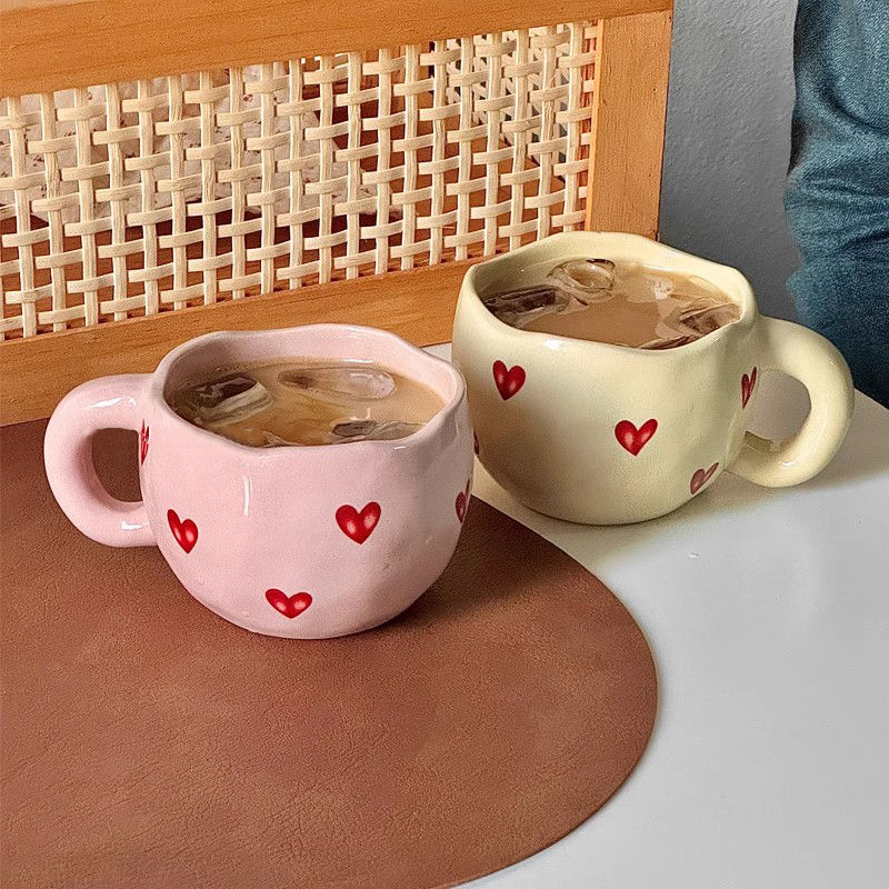 Thumbnail: Caneca Love Pop – Cerâmica com Corações