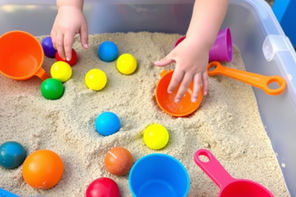 5 Screen-Free Activities to Keep Kids Busy This Summer🌞