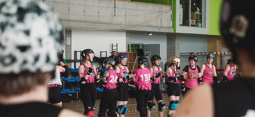 Bleeding Hearts vs RDD: Trackoons