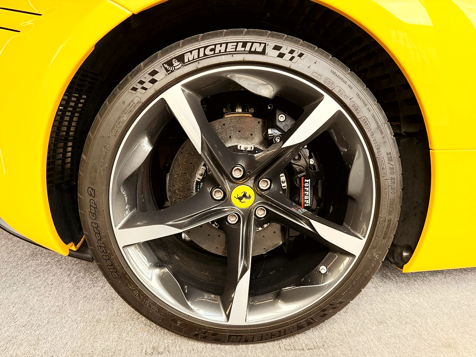 Miniatura: Ferrari SF 90 Stradale