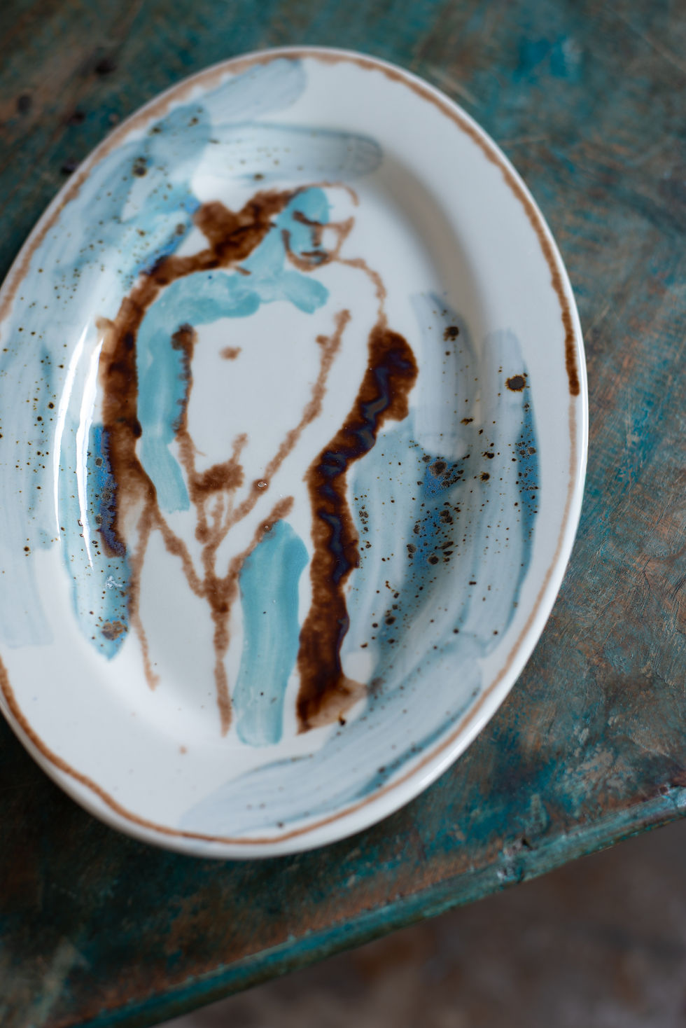 Thumbnail: An original ceramics piece by artist Gavin Houghton.