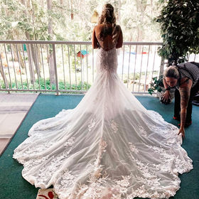 Wedding Photographer Photography Kelowna Vernon Okanagan Traveling Destination Awarded Recommended Best