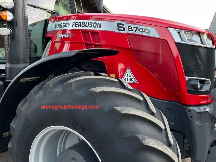 Massey Ferguson 8740S Exclusive tractor for sale