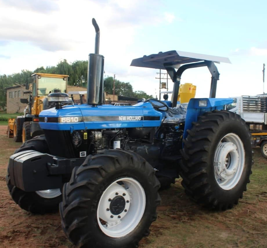 Thumbnail: New Holland 6610 4WD tractor for sale