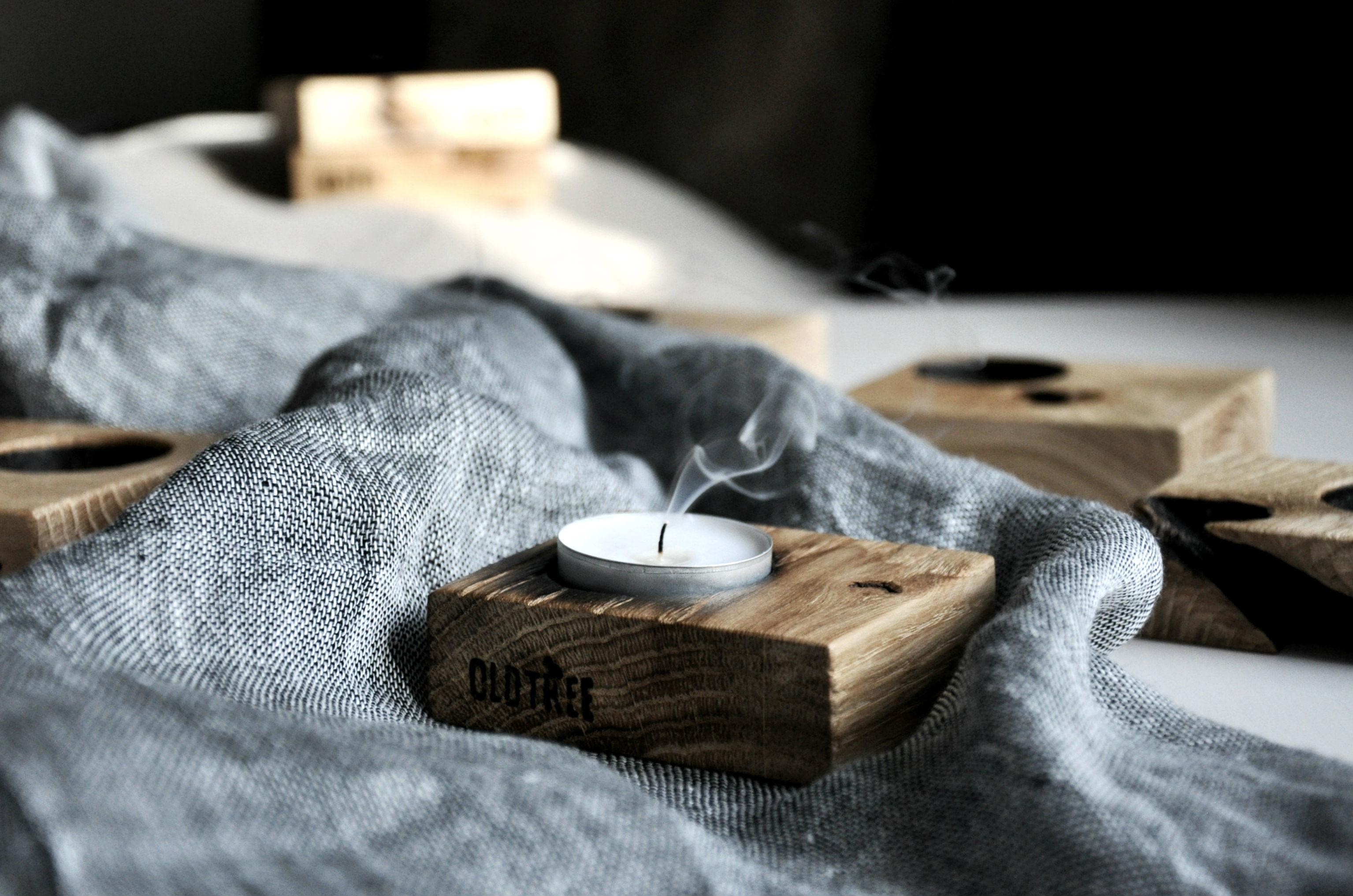 Kostki dębowe - świecznik