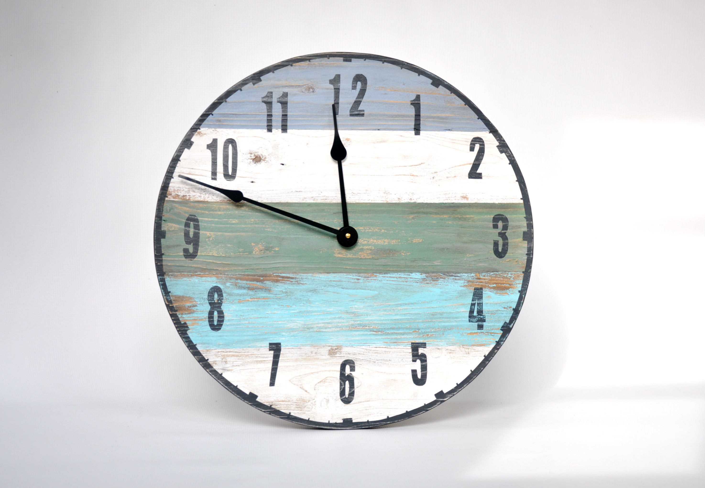 Zegar duży ze starych desek
