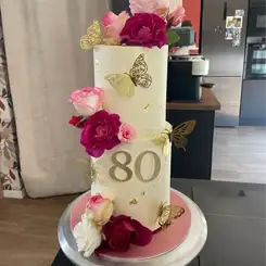 Organisation d'un design cake pour un anniversaire surprise à Saint-Briac