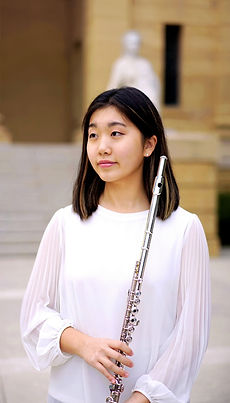 2023-24 Bello Bio_Olivia Park.jpg