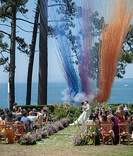 Tu boda es una gran fiesta y nosotros haremos que esté por encima de tus expectativas._fin